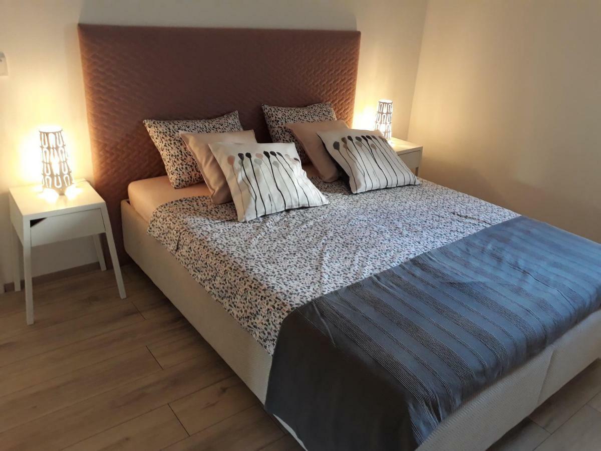 Petra Rooms And Apartments Palit Εξωτερικό φωτογραφία